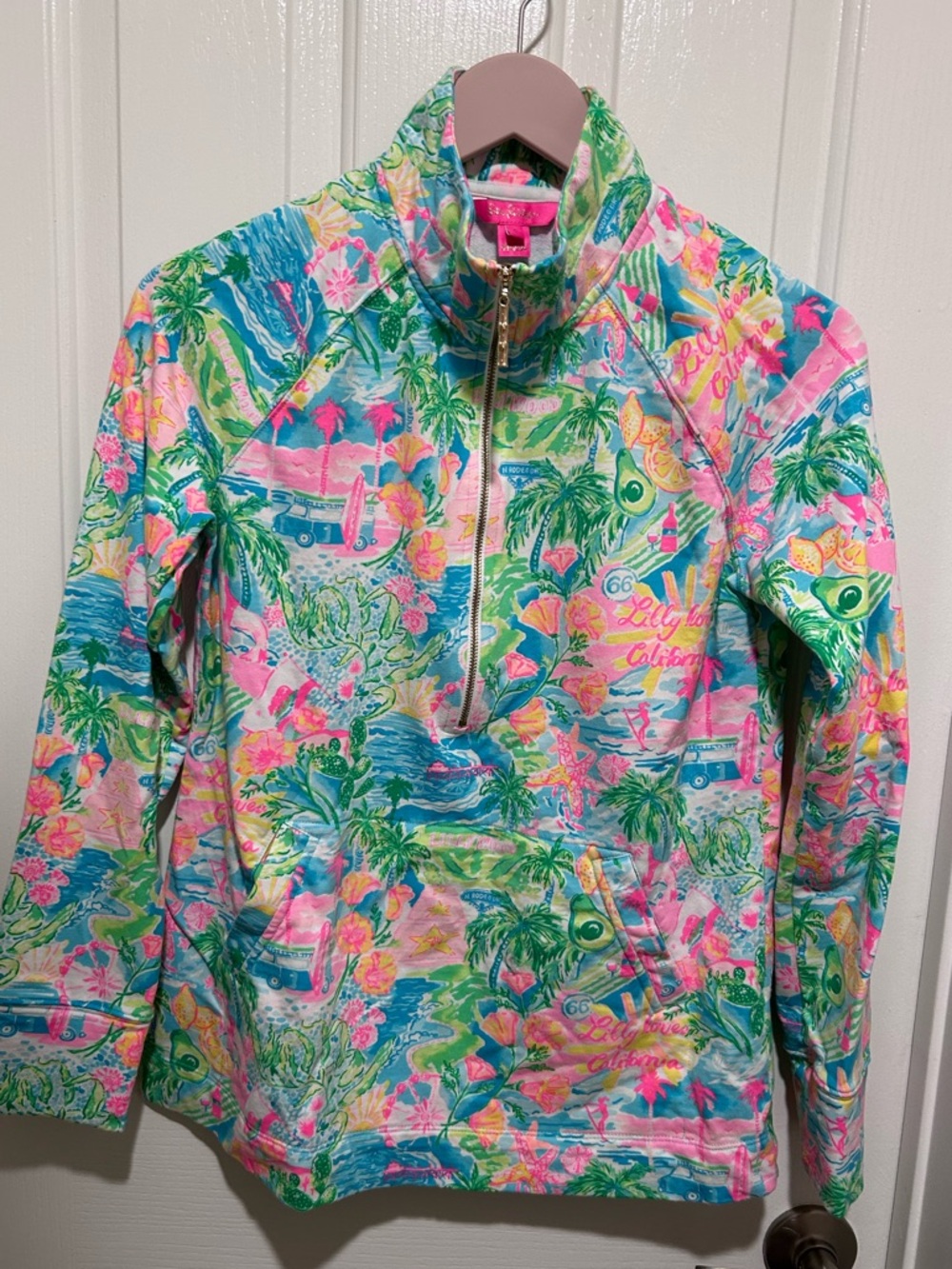 Lilly Pulitzer “Lilly Loves California” Popover - small